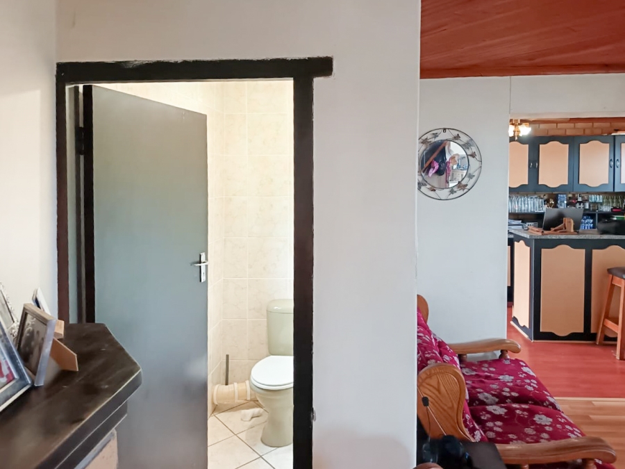 7 Bedroom Property for Sale in Dana Bay Western Cape